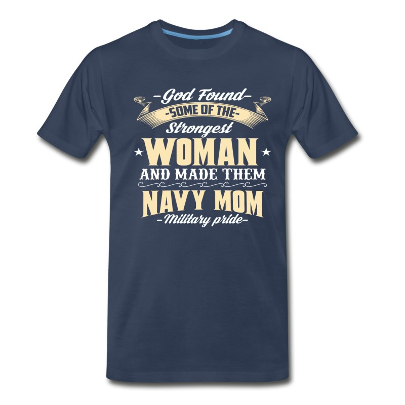 Men's Military Cool Proud US Navy Mom God Found Gift Tee T-Shirt